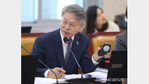 찍어놓고 버린 EBS 새 교재, 5년간 670만권…105억원 달해