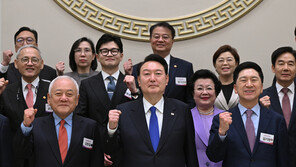 신평 “尹, 꾸준히 신당 대비해왔다…이준석 신당 30석? 그런 과대망상을”