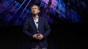 삼성 “차세대 칩으로 AI시장 주도”… ‘영화 40편을 1초에 처리’ D램 공개 