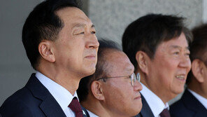 與 혁신위원장 인선 난항…30대 외부인 막판 고사