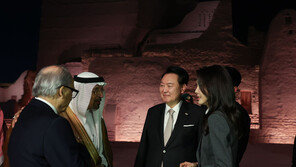 尹, 200억불 ‘디리야 게이트’ 참관…사우디측 “한국기업 참여 요청”