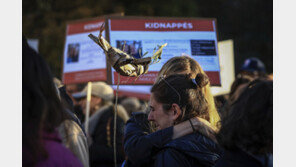 재부상하는 임시휴전안에…바이든 “인질 먼저 석방 해야”