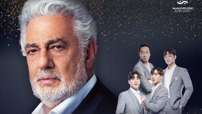 플라시도 도밍고 내한공연서 ‘외투 기부’…“광주 고려인마을 기증”