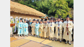 박정희 44주기 추도식 구미서 열려…파독 광부·간호사도 찾아