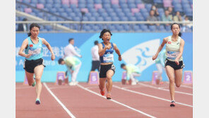 46세 전민재, 장애인AG 육상 100m 은메달…“내년 파리까지 뛰겠다”