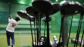 동창에게 ‘짝퉁 골프채’ 받은 현직 부장판사, 1심 ‘무죄’