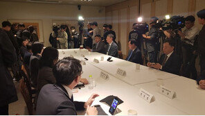 “필요조건” vs “시스템 먼저”…복지부·의협, ‘의대 증원’ 입장차 팽팽