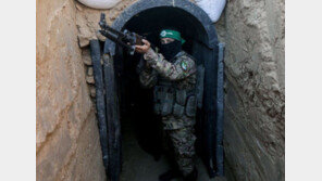 “하마스 땅굴 매복 저지”…이스라엘군 ‘스펀지 폭탄’ 무엇?