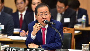 홍준표 “지도부 총사퇴했어야…내년 총선서 국민들이 정리할 것”