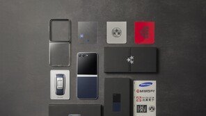 추억의 ‘벤츠폰’ 닮은 Z플립5… ‘레트로 버전’ 내일 한정 출시 