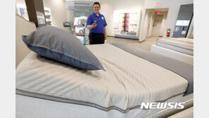 “나이들수록 깊게 충분히 자야 치매 위험 낮아져”