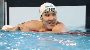 박태환 친 골프공에 맞아 망막 다친 남성…‘불기소 처분’에 항고