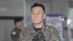 “합참의장 후보자, 北도발때 골프-주식거래”…자녀 학폭 논란도