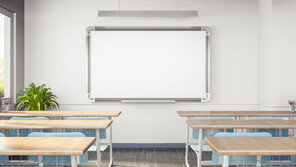 투자손실 메꾸려…학교 PC 부품 뜯어다 판 교사