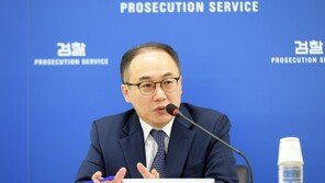 이원석 검찰총장 “전세사기는 악질적 중대범죄…법정최고형 처벌”