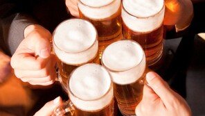 담배 피운다며 하나둘 ‘슬쩍’…술집서 12만원어치 먹튀한 손님들