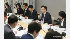 한의협 “한의대 정원 줄여 의대생 늘리자”…복지부 건의