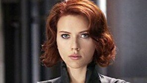 스칼릿 조핸슨 “AI로 내 얼굴-목소리 무단 도용, 법적 조치”