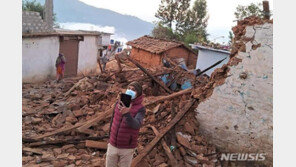 네팔 강진 사망자 150명 넘어서…“사망자 더 늘어날 것”