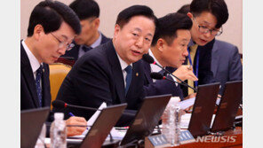 김두관 “지도부 험지 출마해야”…민주 내부서도 공천쇄신 요구