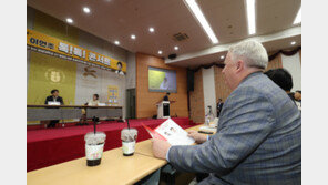 이준석, 신당창당 준비…인요한 “李 안으려고 끝까지 노력”