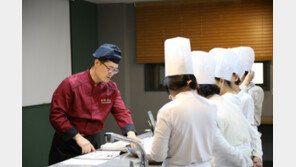 현대그린푸드, 사회취약계층 여성 돕는다… 자격증 취득 후원