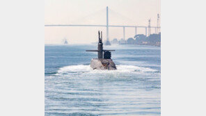 미군, 핵잠수함 중동 배치…억지력 위해 이례적 사진 공개