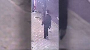 ‘탈주범’ 김길수, 반포동서 베이지색→검은색 옷 바꿔 입었다