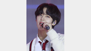 펜타곤 홍석, 큐브 떠난다…전속계약 종료