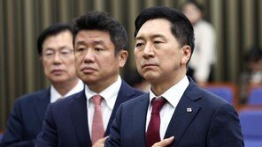 김기현, 인요한 ‘불출마·수도권 출마 권고’ 연락 질문에 묵묵부답