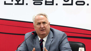 혁신위 ‘불출마·험지출마’ 압박…친윤-중진, 침묵 ‘힘겨루기’