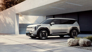 300만원 할인카드 통했네…기아 야심작 ‘EV9’ 10월 판매량 54% ↑