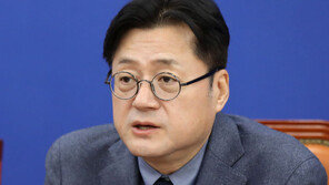 홍익표 “당 흔드는 행위 엄중 대처할 것…단합 저해해선 안돼”