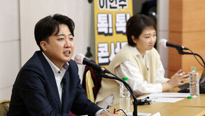 이준석 “‘검사·운동권 공천’ 택일 강요는 무의미한 경쟁”