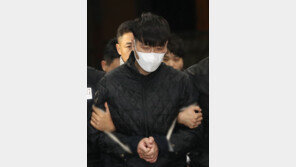 “김길수 도주, 법무부 잘못…숟가락 삼키고 내시경 거부 때 알아봤어야” 교수의 직격