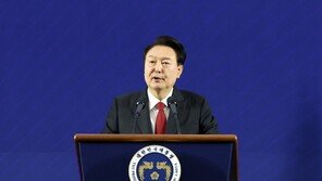 尹, 7개월 만에 대구 방문…“부정부패, 가짜뉴스 추방해야”