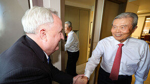 인요한, 김종인 독대에 “‘정치경험 많은’ 어른 말씀 들어…미래 얘기할 것”