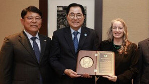 “해조류 가치 알렸다” 완도군, NASA에 감사패