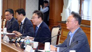 의대 증원 앞두고 병원장들 만난 정부…“병원 성장, 협력도 중요”