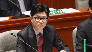 한동훈 “민주, 탄핵 공언하더니 슬쩍 접어…불법탄핵 남발”