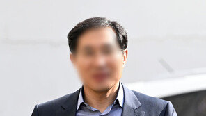 ‘사건무마’ 명목 뇌물수수 혐의…전 서울청 경무관 구속