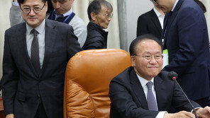 與 “방통위 무력화 위해 영혼까지 팔겠단 민주당, 역사의 심판 받을 것”