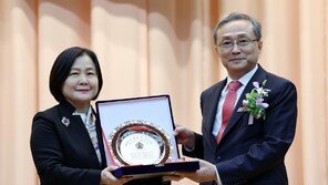 헌재소장도 권한대행 체제… 이달 선고일정 연기 