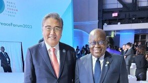 박진, 파리서 부산엑스포 유치활동…“기후변화 논의장 될 것”