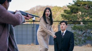 대작에 지친 관객, 가벼운 로코 보러 극장 찾았다