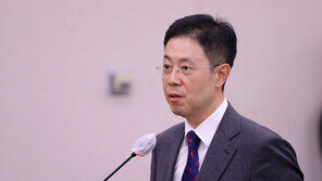 민주 탄핵 재추진에 손준성 “선고 목전에 의도 묻고싶어”