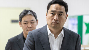 ‘무고 교사’ 강용석, 검찰 징역 1년 구형에 “선처 바란다” 호소