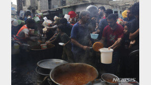 美 인권단체, 바이든 ‘가자지구 집단학살 방지 실패’ 혐의 고소
