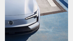 볼보, ‘EX30’ 28일 공개예고… 전기차 보조금 100% 받는다