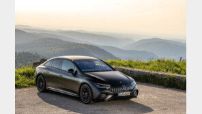 “벤츠 중 가장 빠른 전기차답네”… 제로백 3.5초에도 안정적 가속 